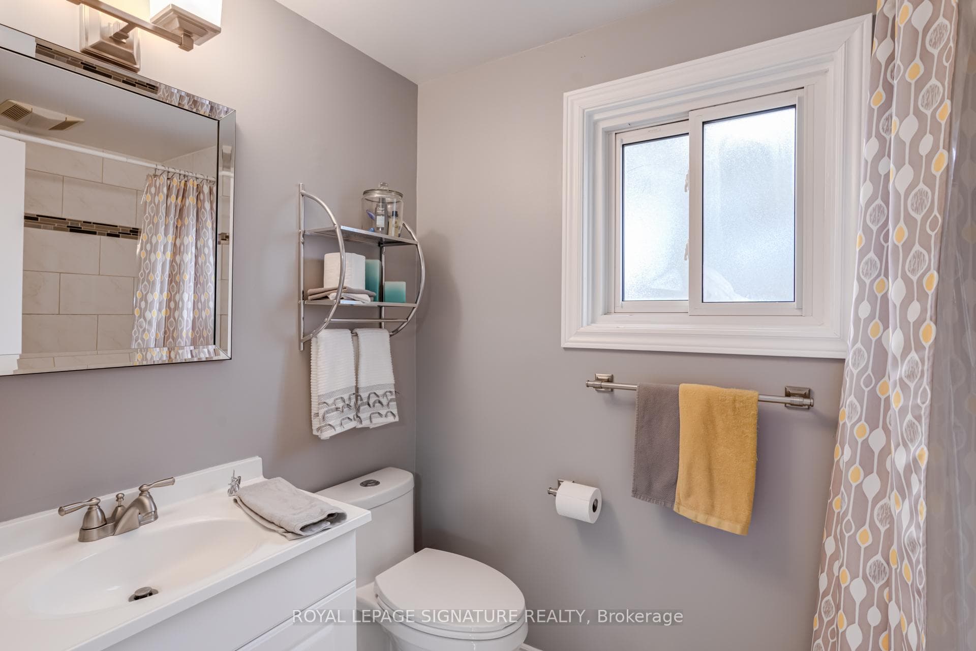 40 Janedale Crescent photo 33