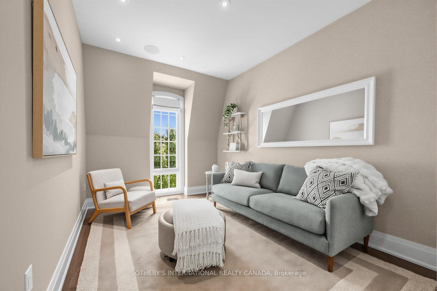 3rd Bedroom/ Den
