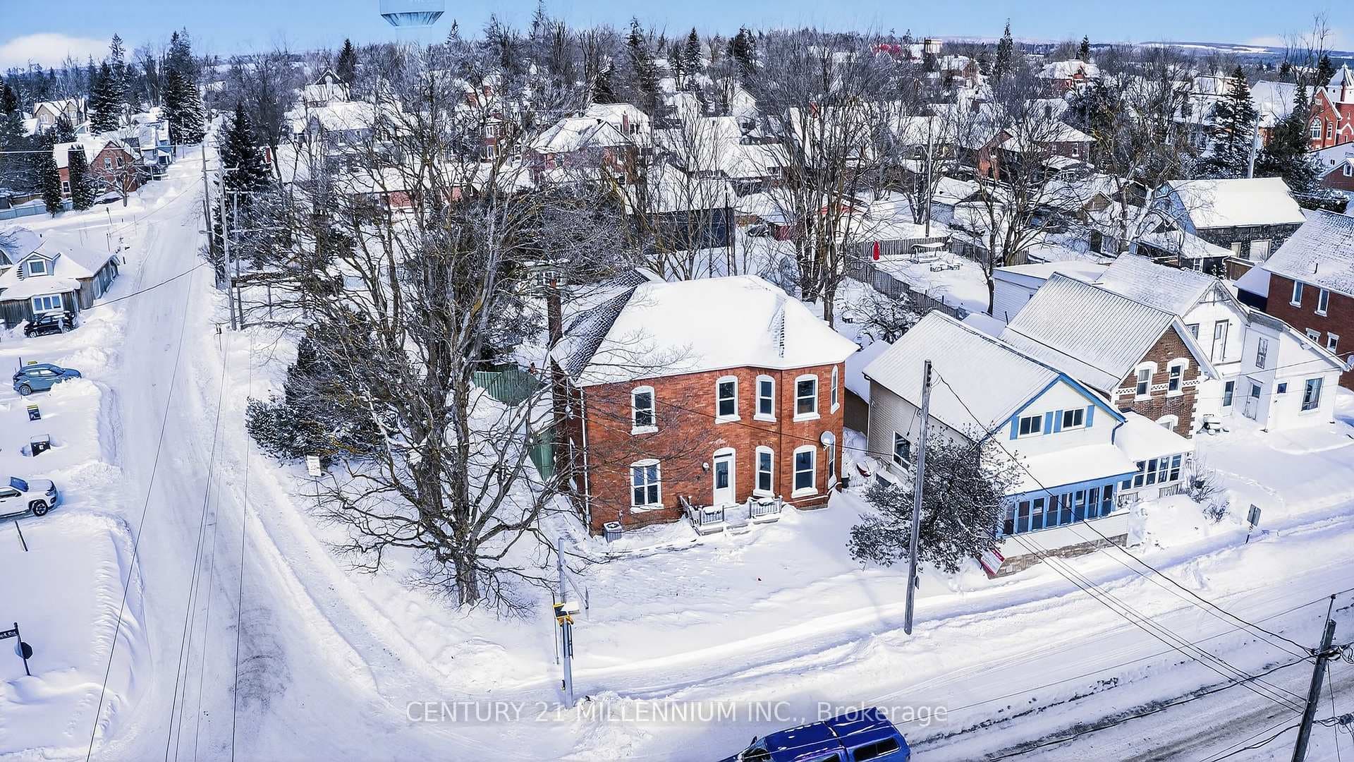 154 Main Street photo 41