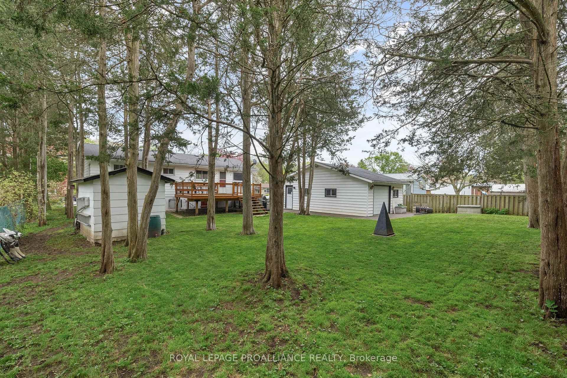 25 Parkview Heights photo 37