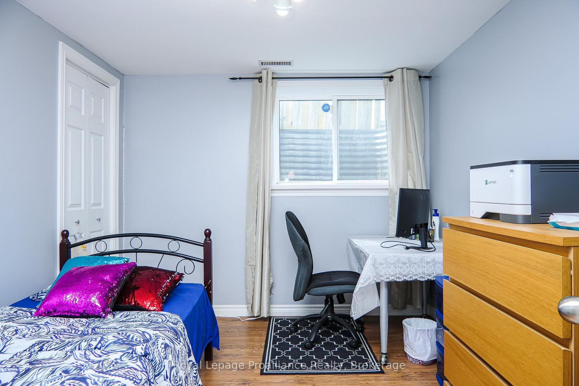 44 Ireland Drive photo 35