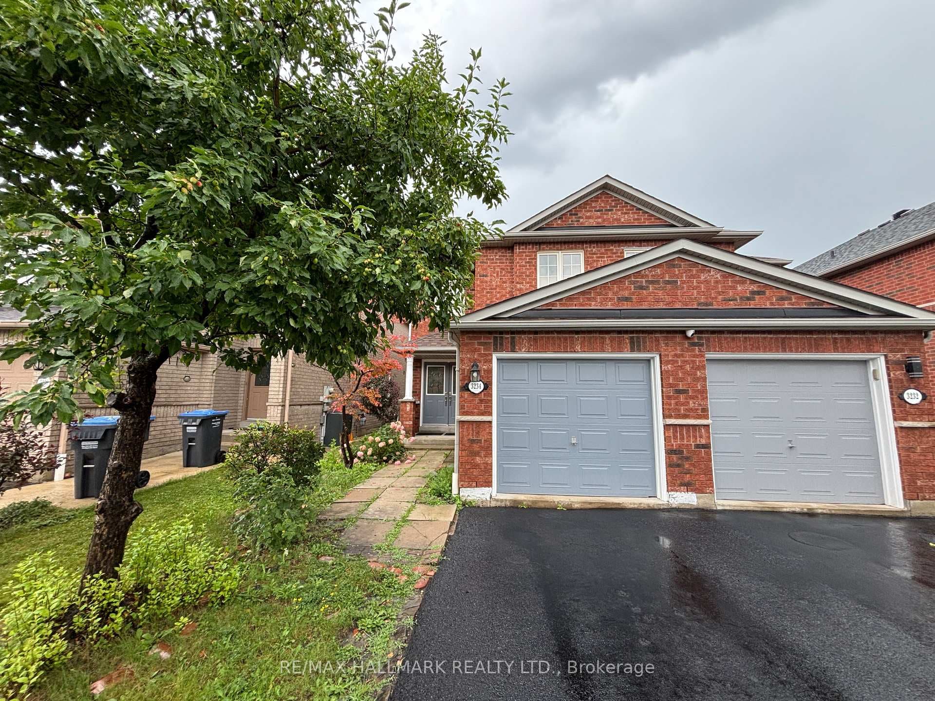 3234 Raindance Crescent photo 1