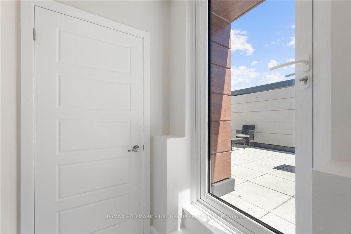 1245 Bayly Street Unit TH4 photo 38