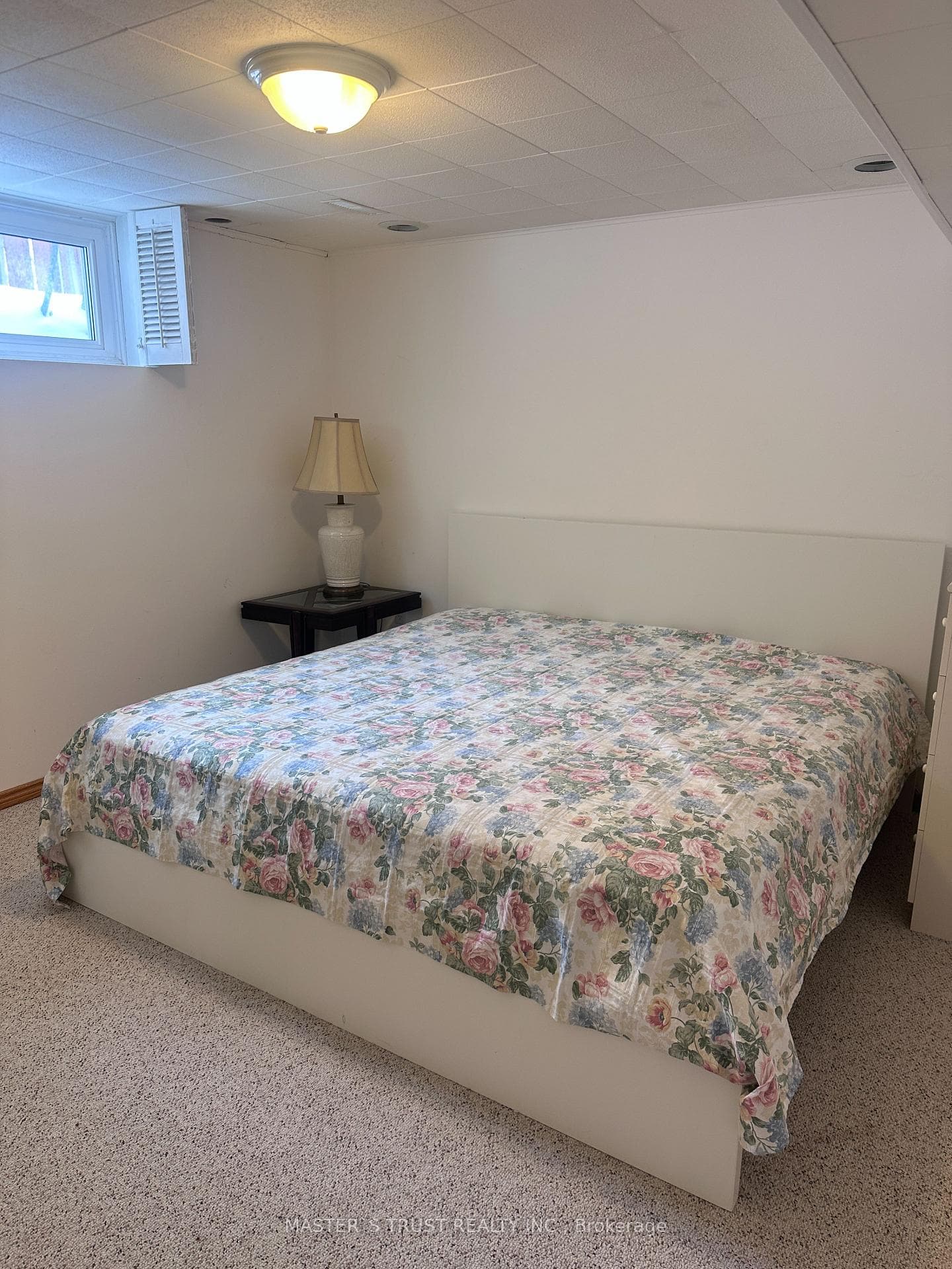 57 Weatherstone Crescent photo 3