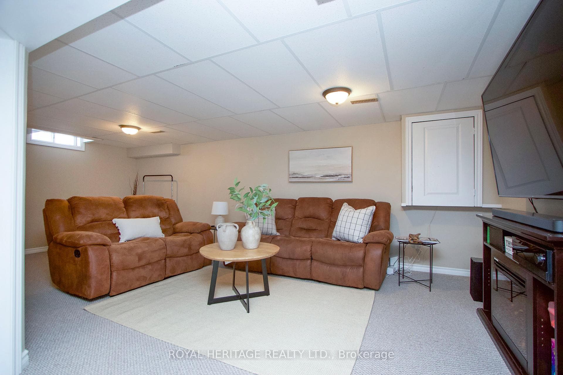 3 Hillhurst Crescent photo 21