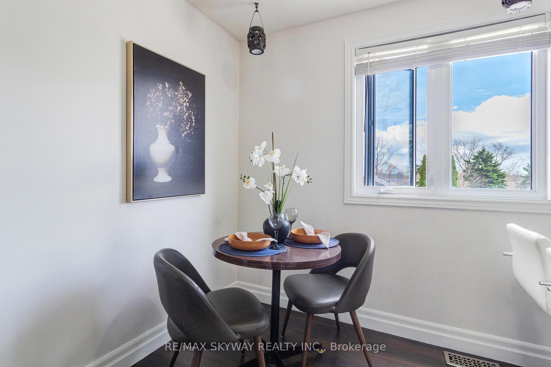 56 Harris Avenue Unit B photo 30