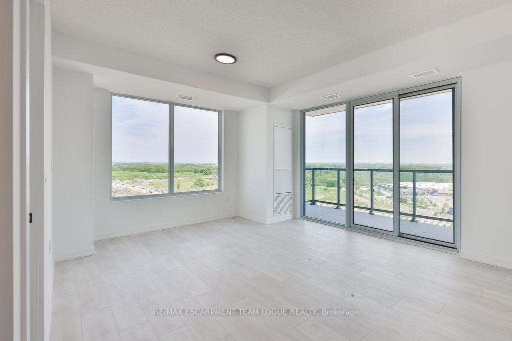 4878 Powers Common Unit 1508D photo 12