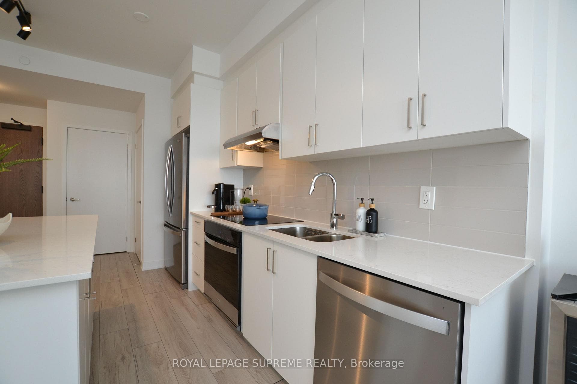 1035 Southdown Road Unit 1108 photo 7
