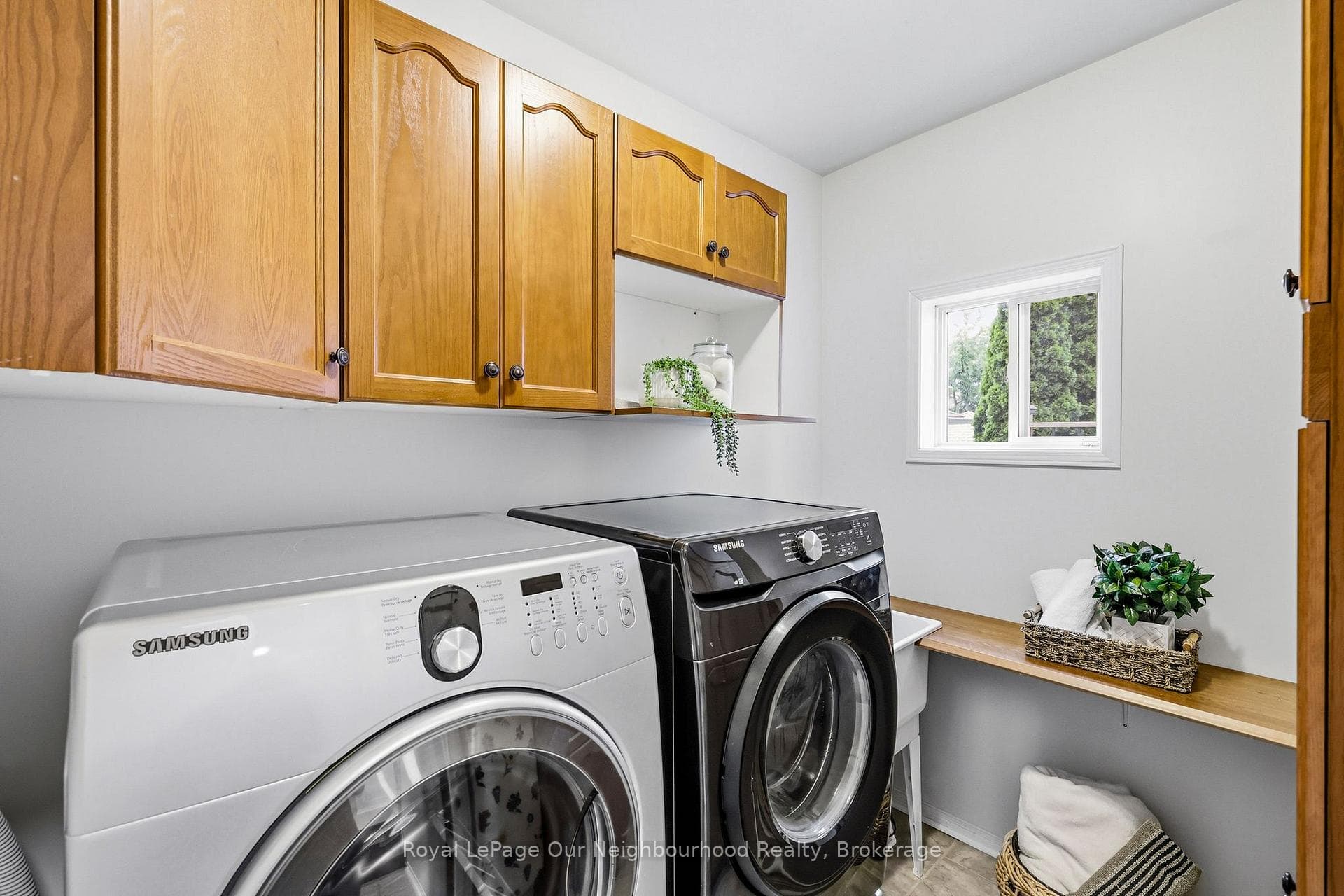 1090 Keswick Court photo 21