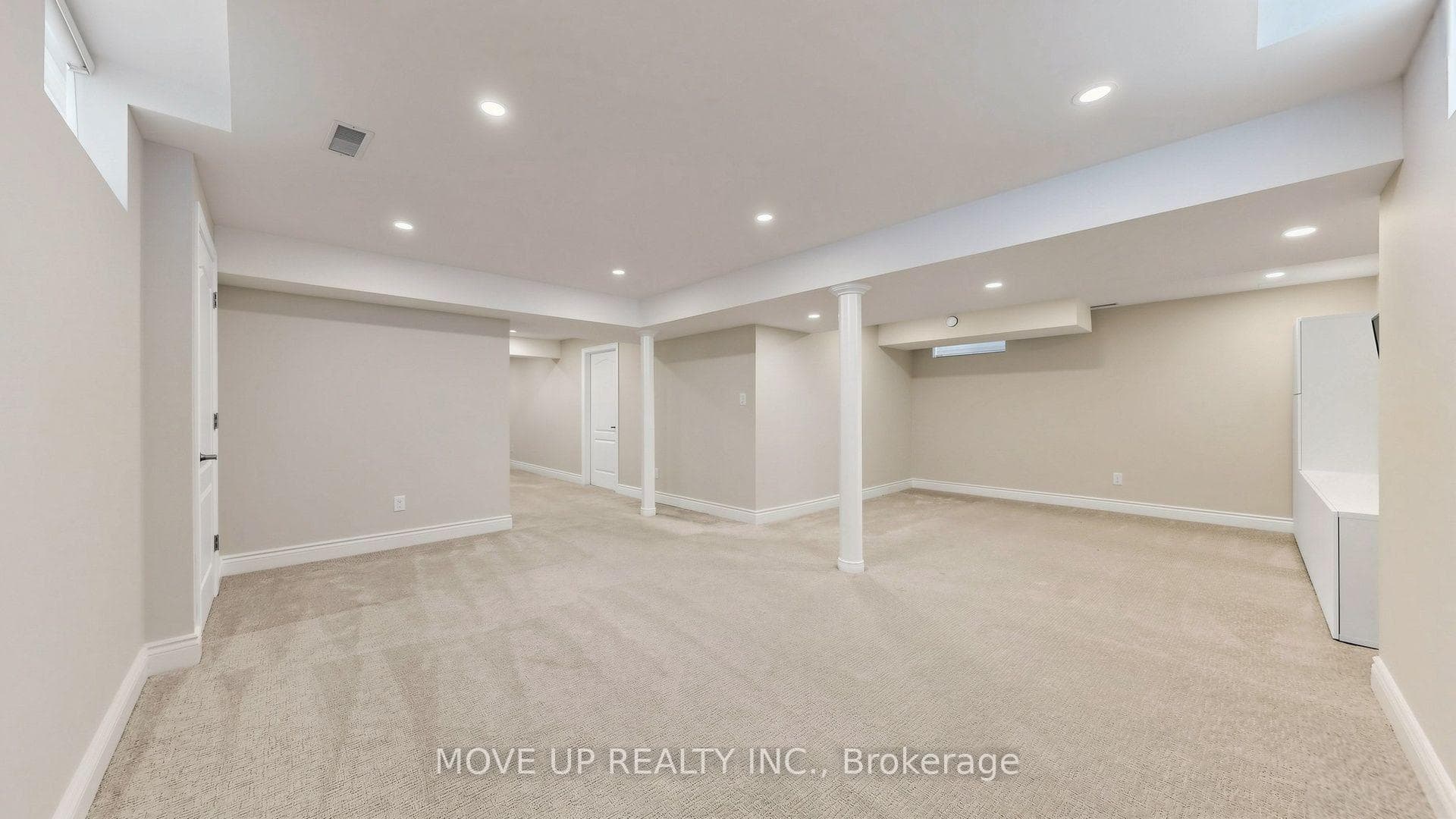35 Lauderdale Drive photo 40