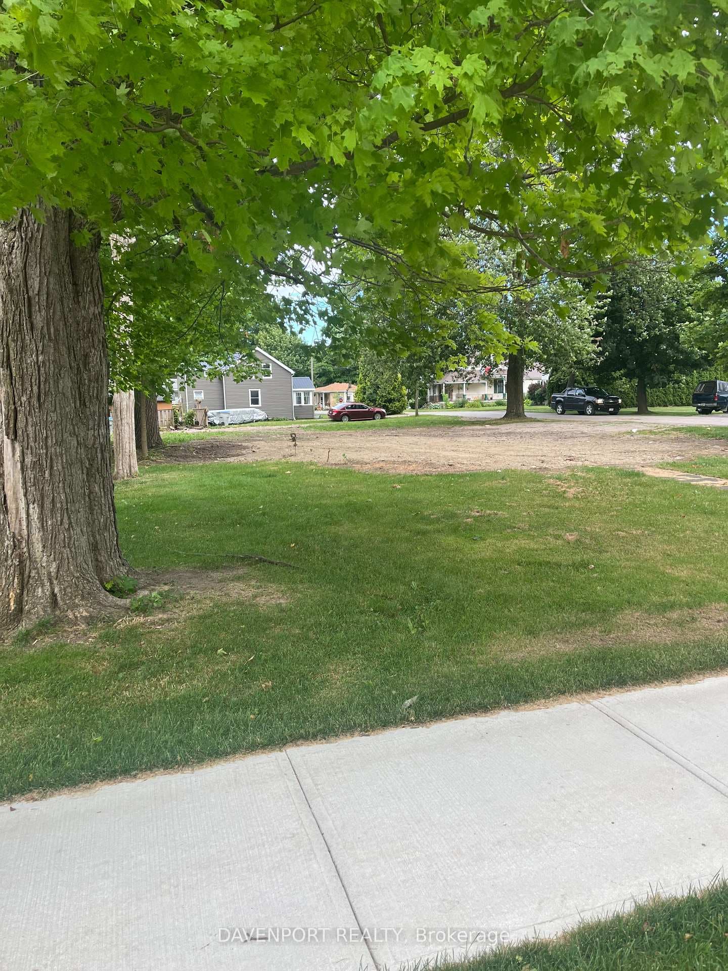 160 Main Street photo 4