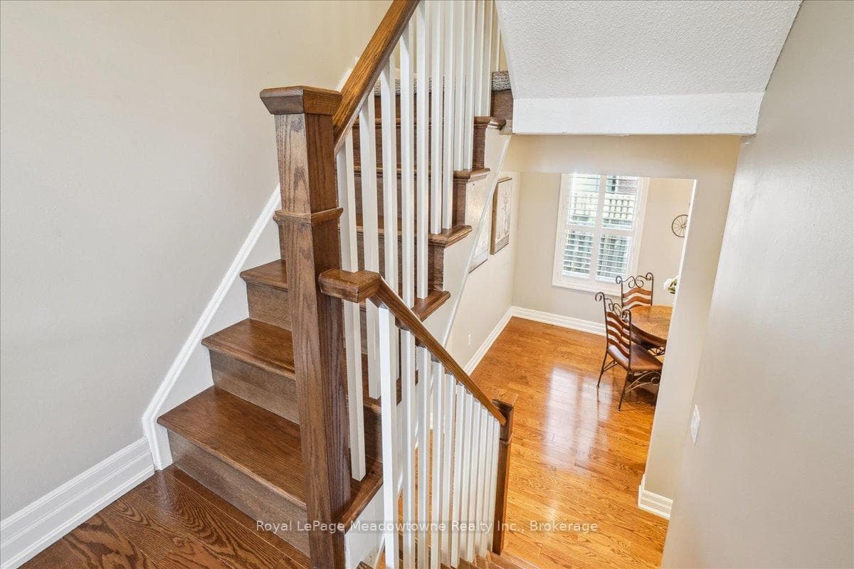 30 Heslop Road Unit 4 photo 15