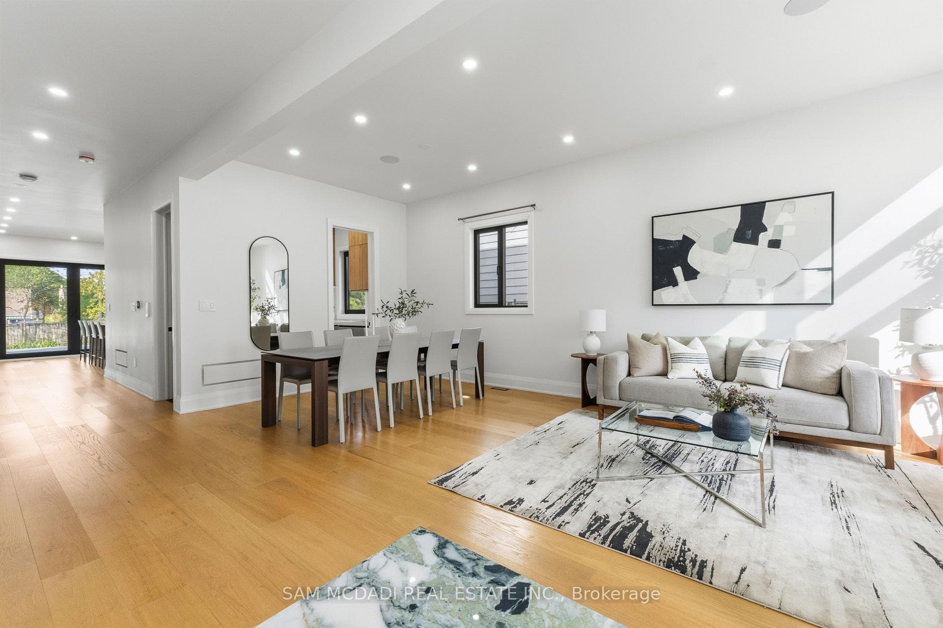 9 Earl Street photo 6