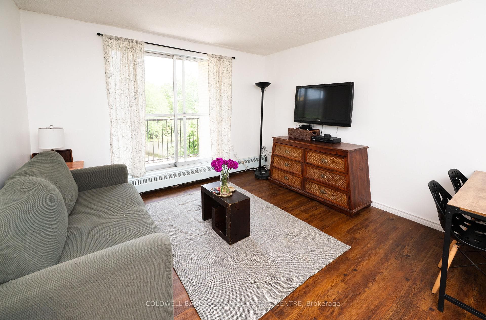 1690 Victoria Park Avenue Unit 404 photo 9