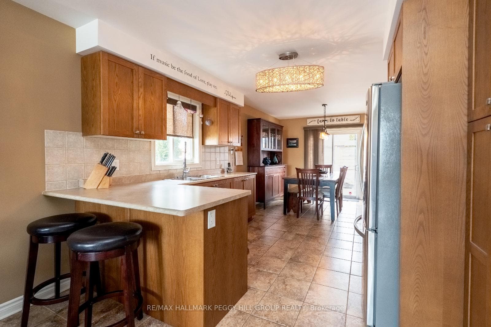 38 Touchette Drive photo 4