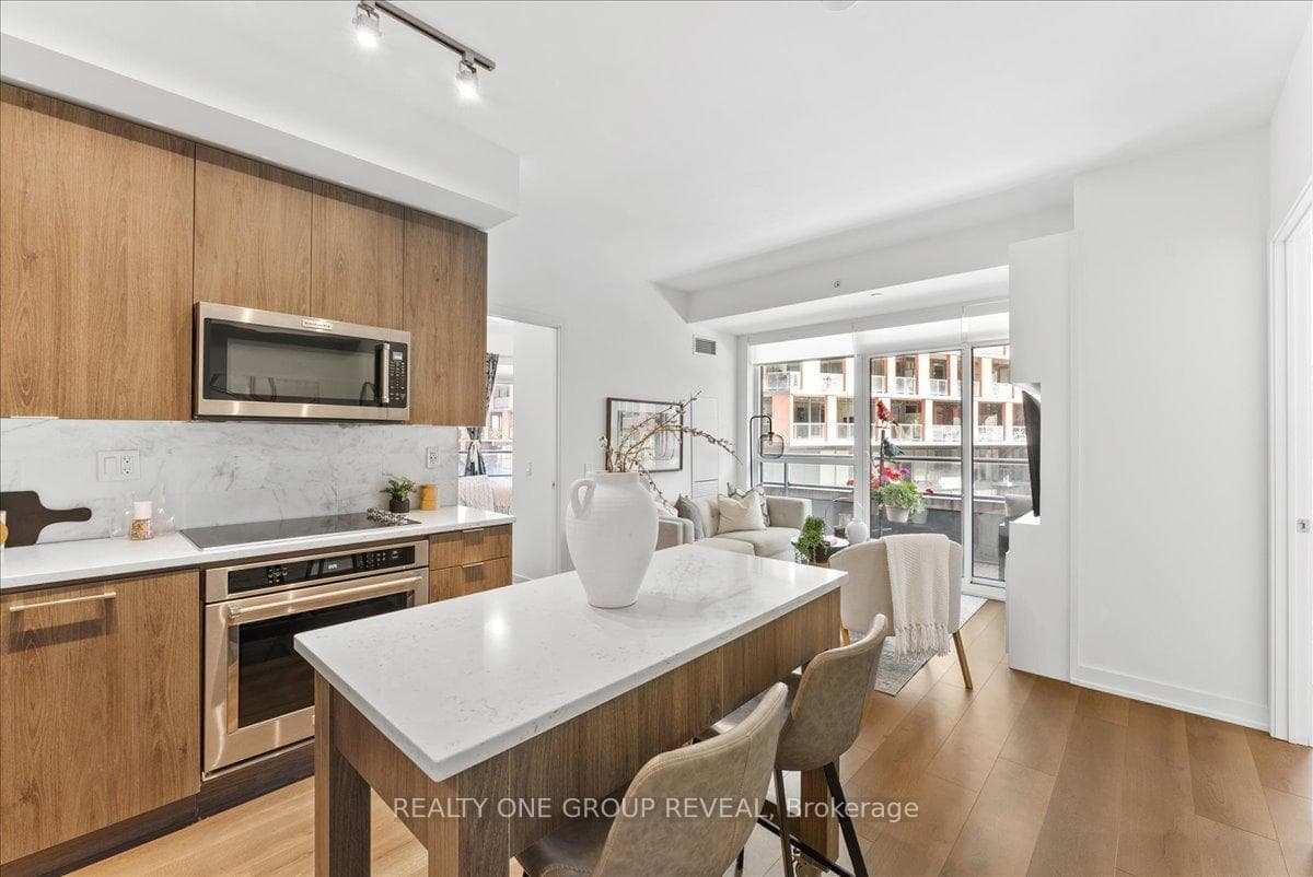 38 Iannuzzi Street Unit 341 photo 7