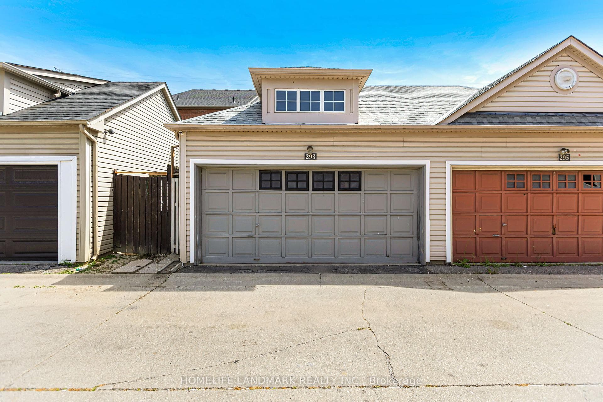 293 Murray Ross Parkway photo 43