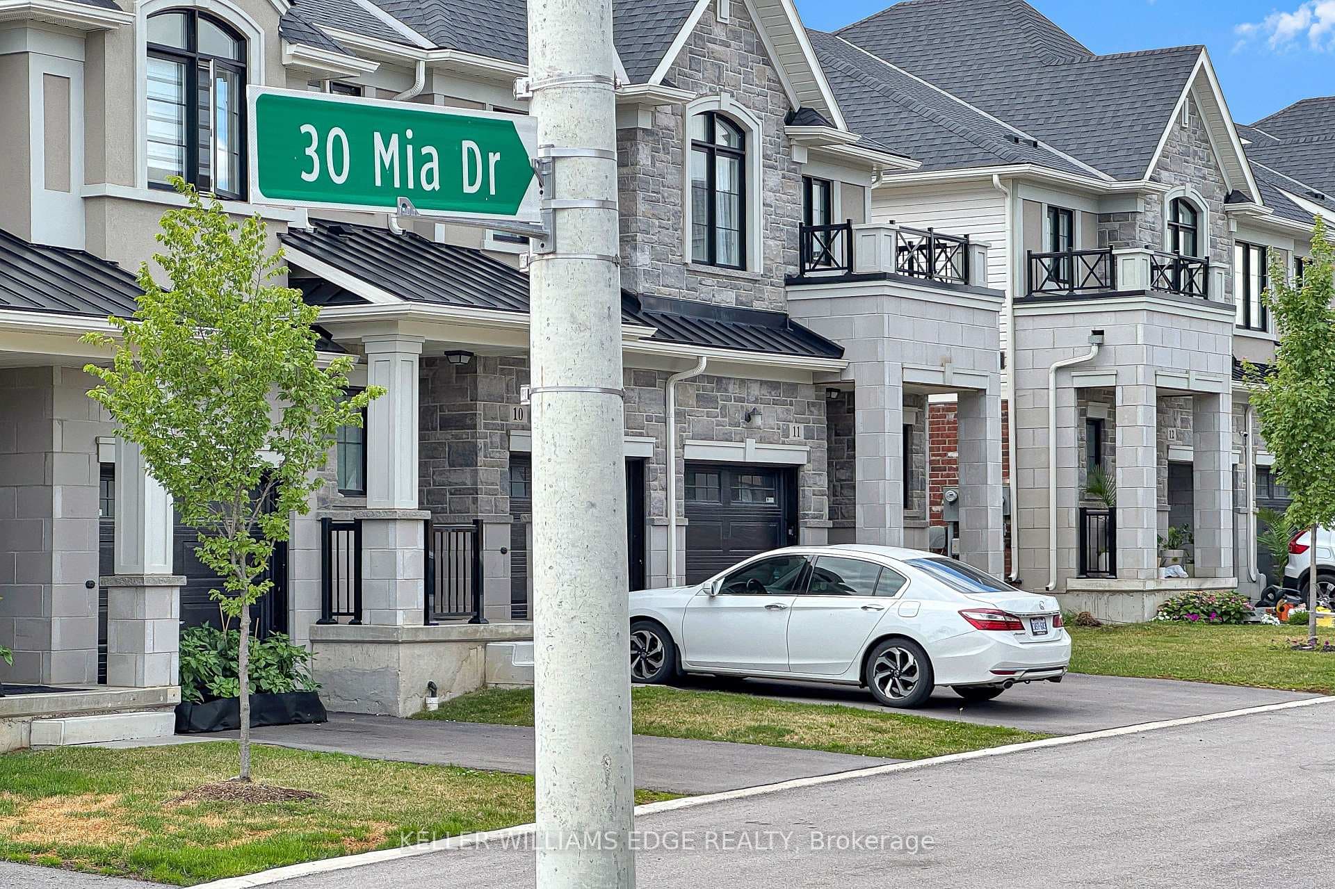 30 Mia Drive Unit 11 photo 2
