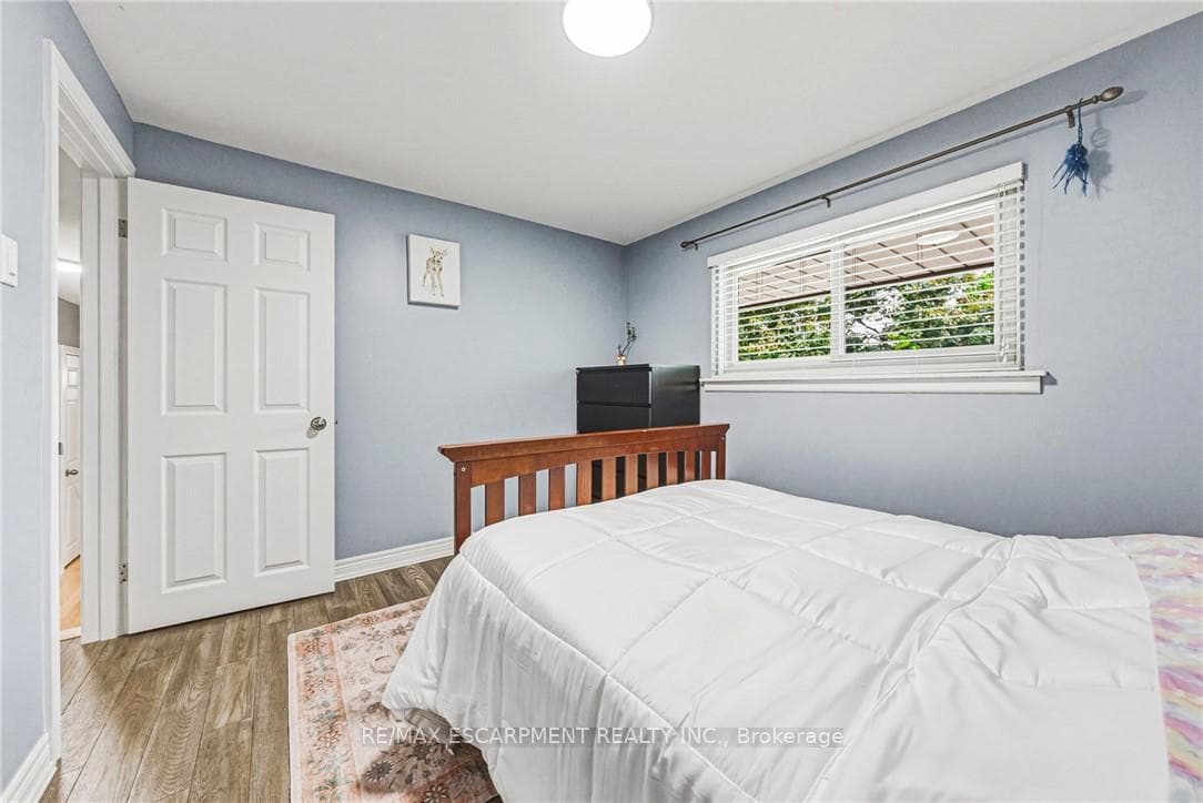 1208 HOMEWOOD Drive photo 17