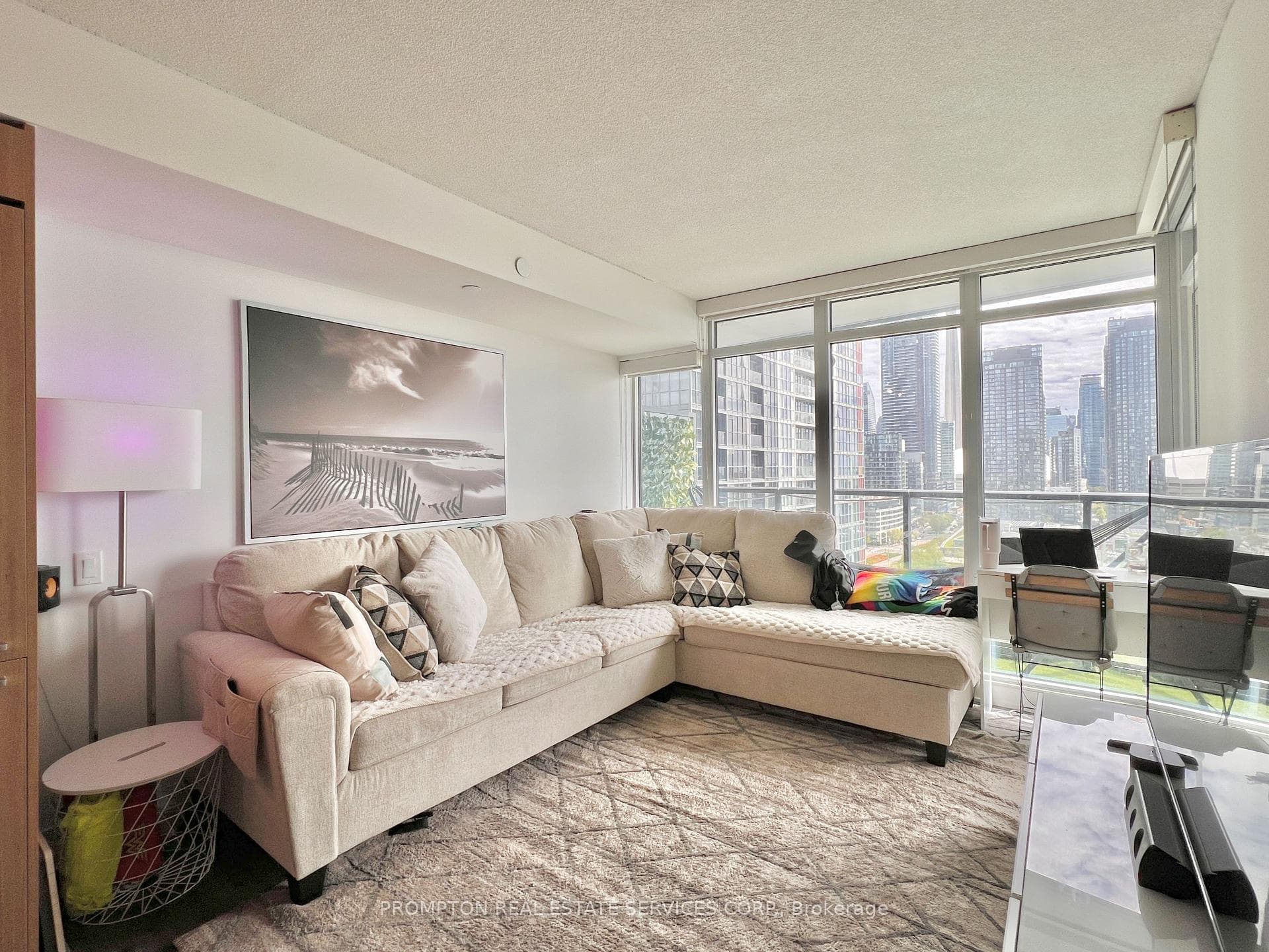 70 Queens Wharf Road Unit 2010 photo 8