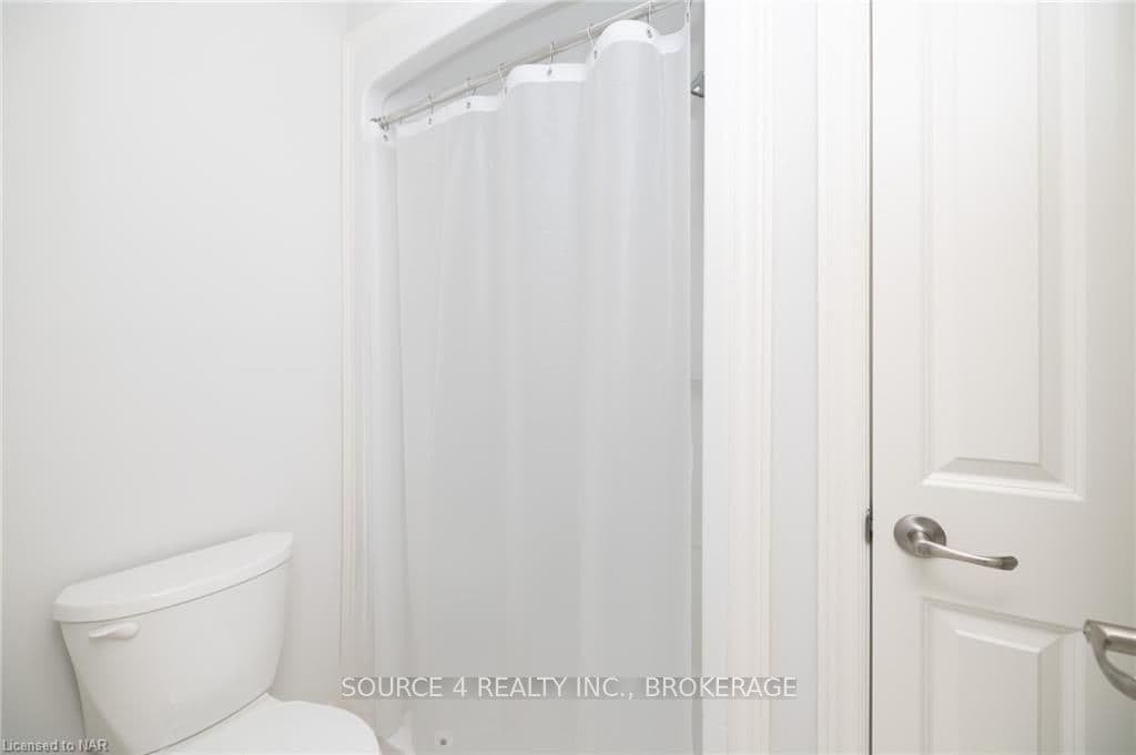 140 SUSAN Drive photo 27