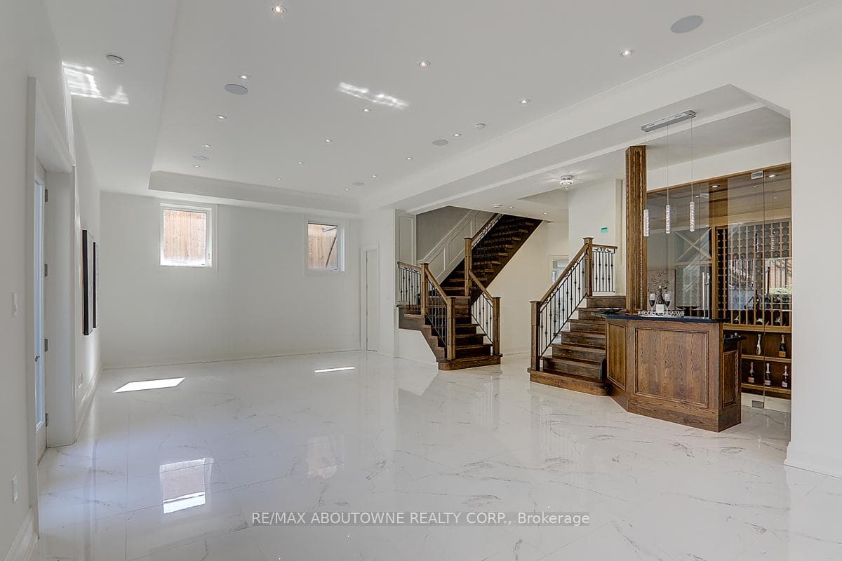 69 Heathview Avenue photo 37