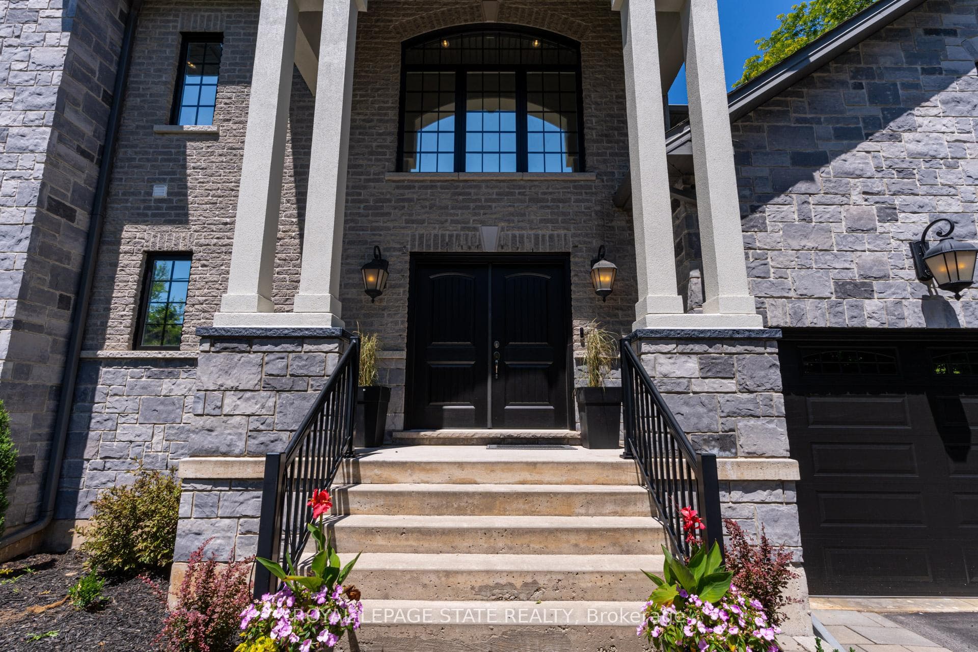 175 Oakhill Place photo 5