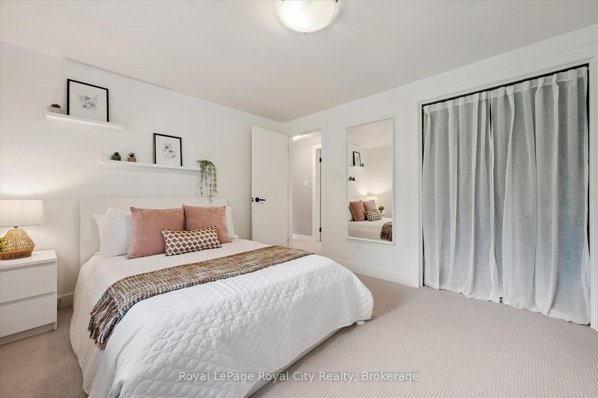 40 Walnut Drive photo 32