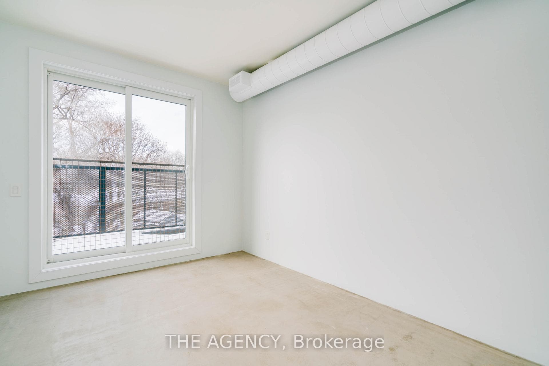 2508 Lakeshore Boulevard Unit C photo 15