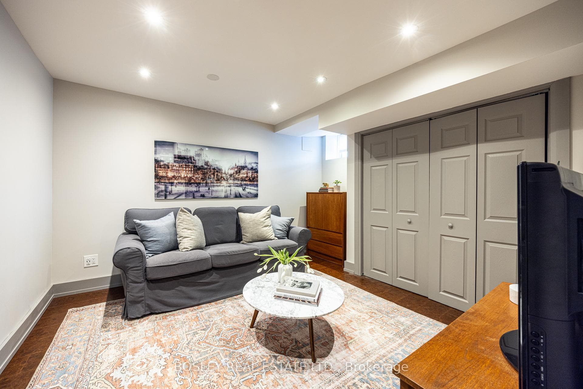 65 Benson Avenue photo 24