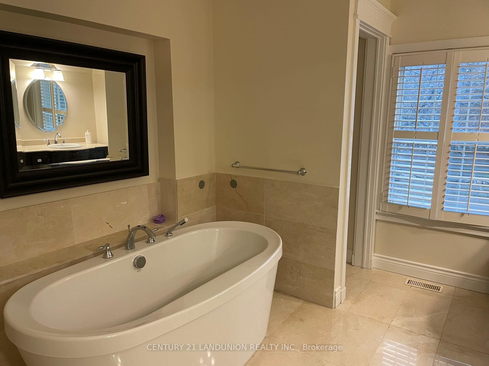 31 Junewood Crescent photo 12