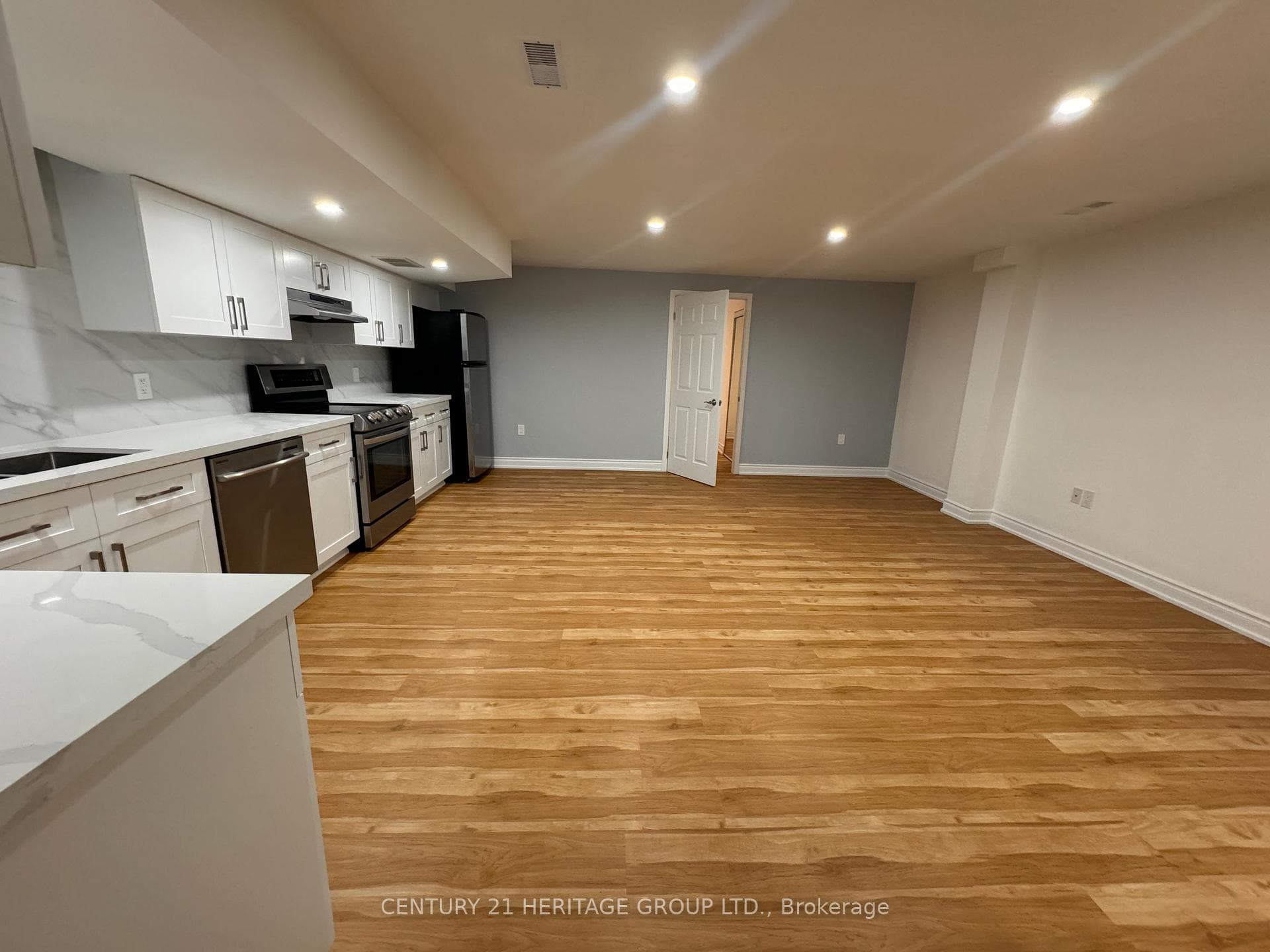 66 Carrera Boulevard Unit Bsmt photo 5