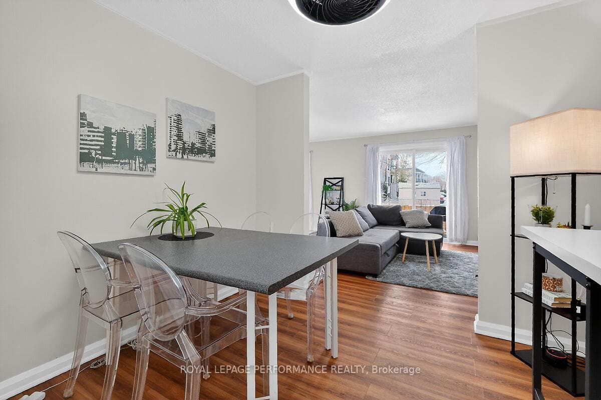 42 Compata Way photo 11