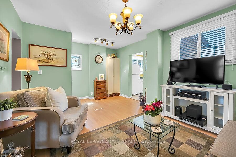 93 London Street photo 12