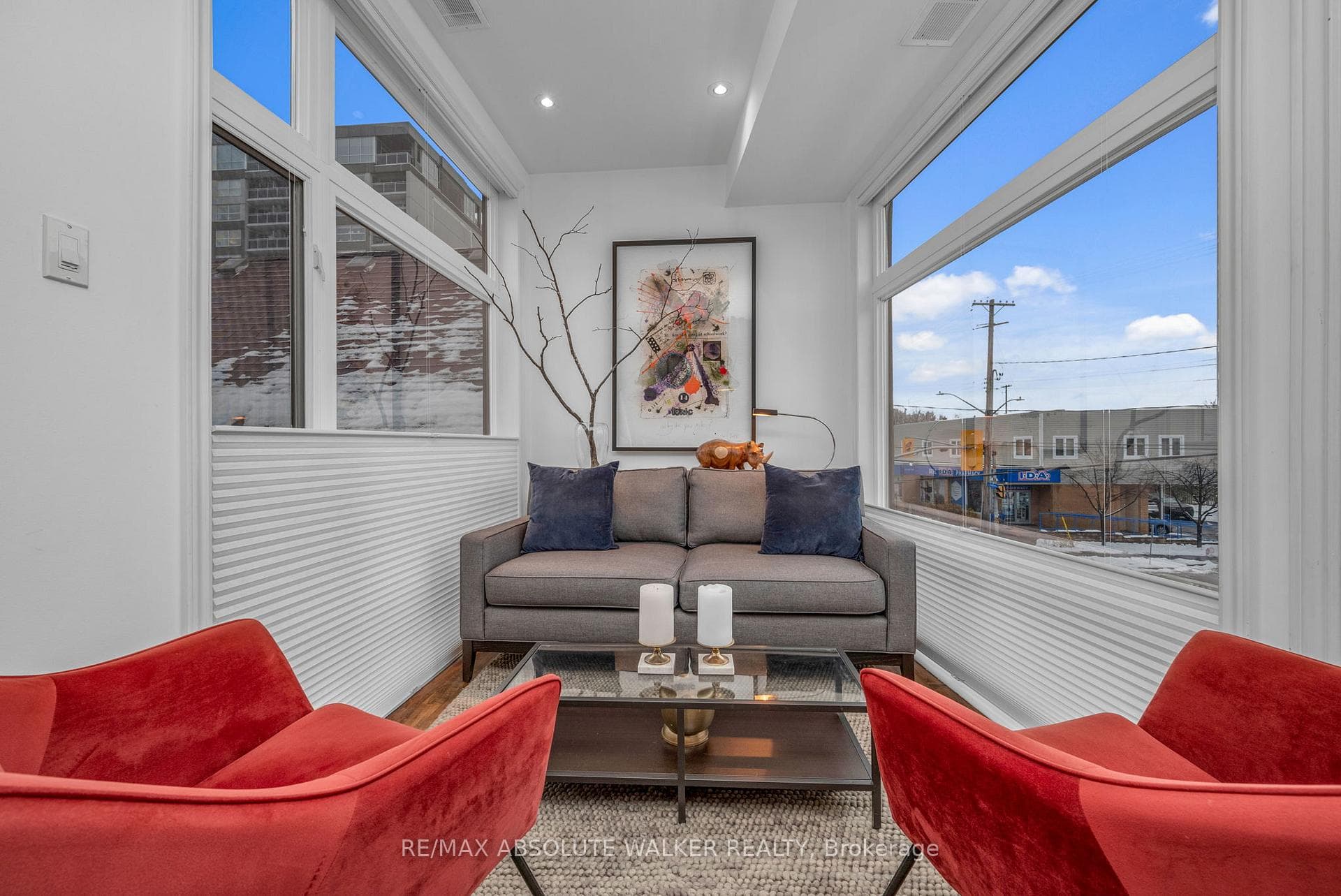 744 Gladstone Avenue Unit B photo 13