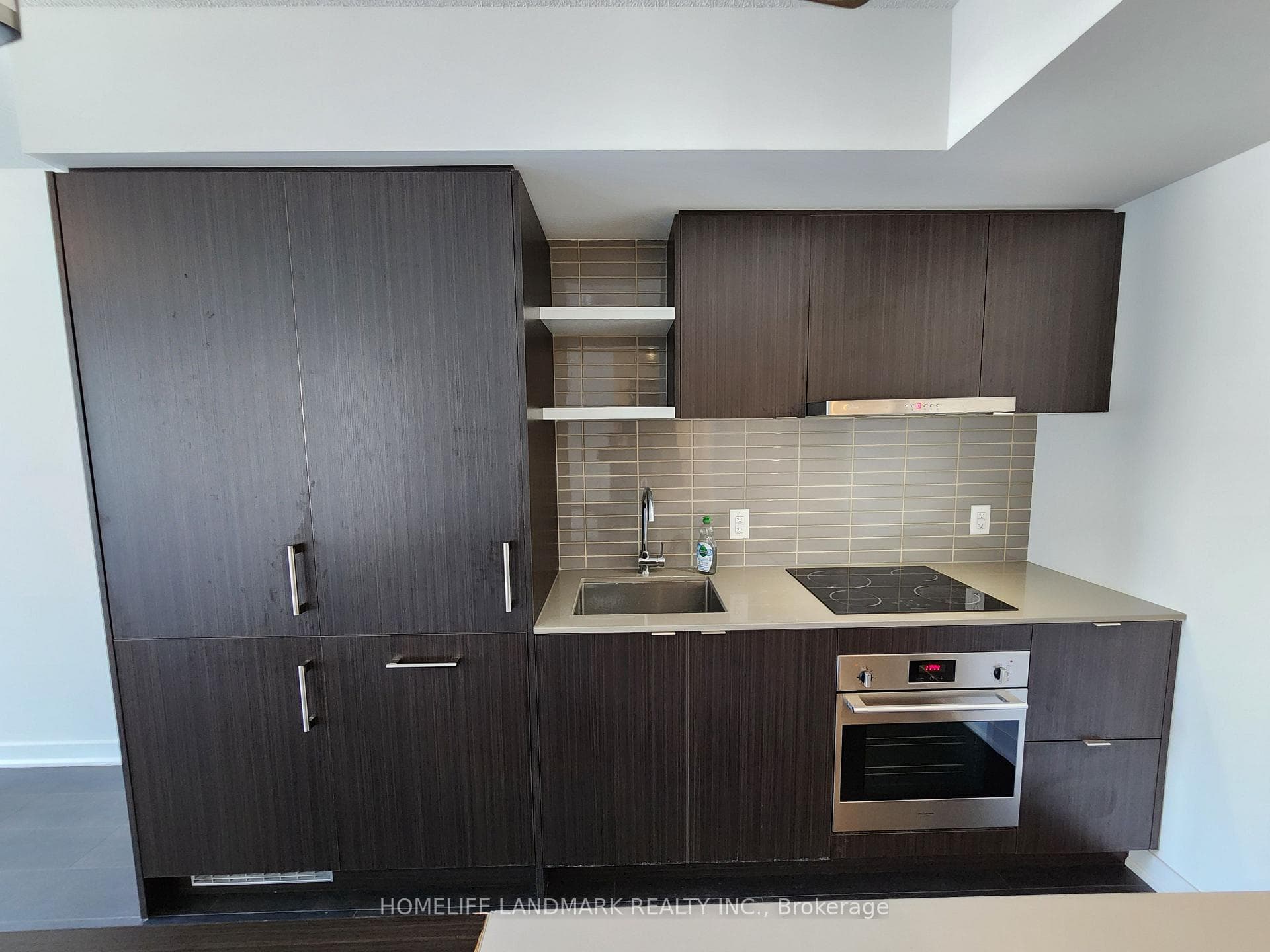 88 Harbour Street Unit 1603 photo 6