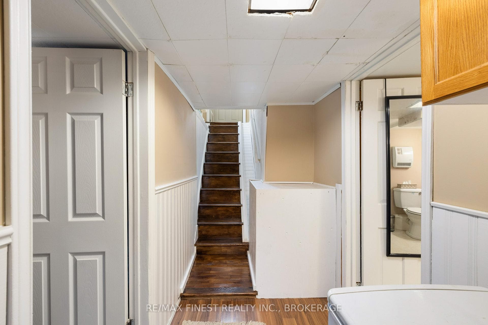 480 Nelson Street photo 18