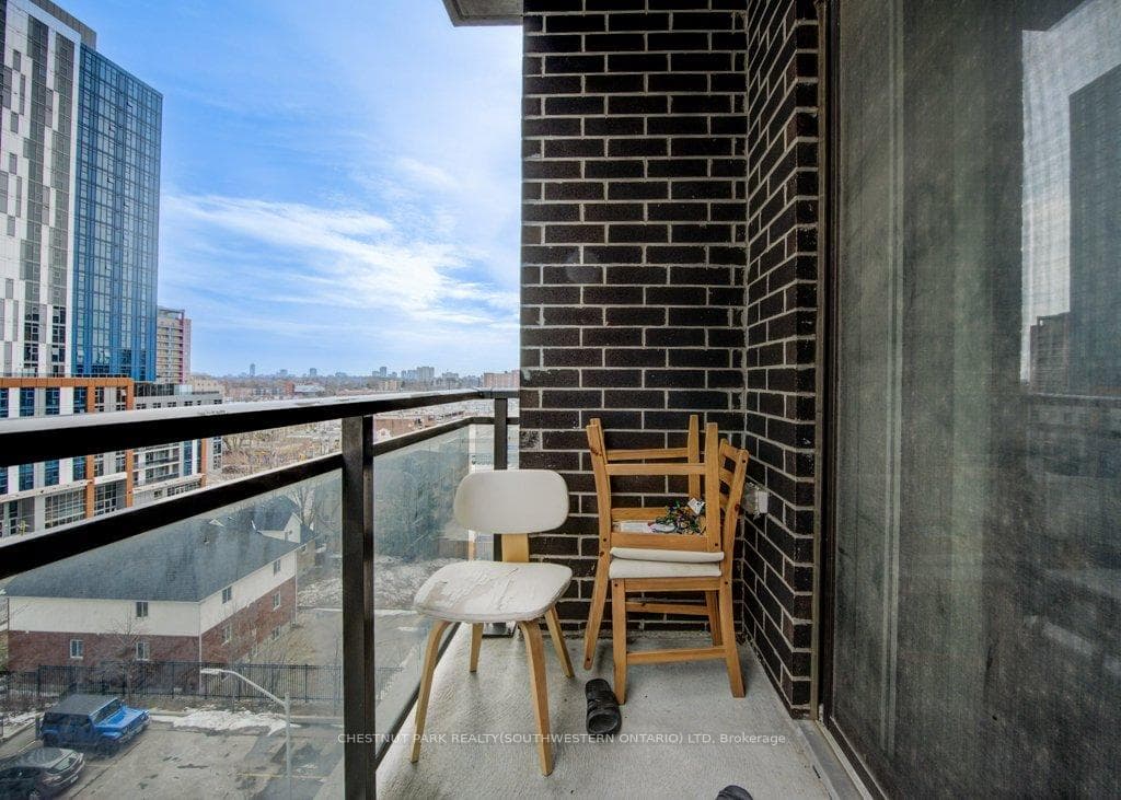 318 Spruce Street Unit 605 photo 17