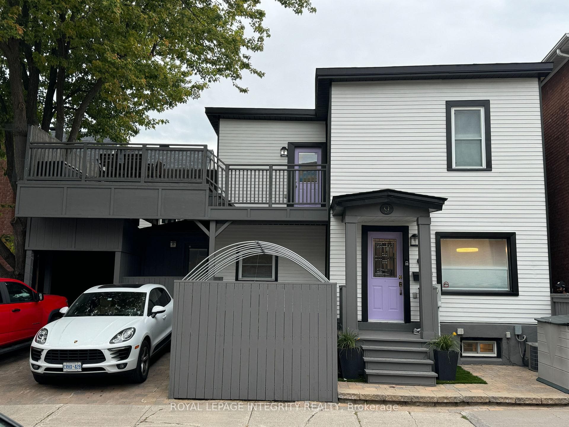 9 Holmwood Avenue photo 1