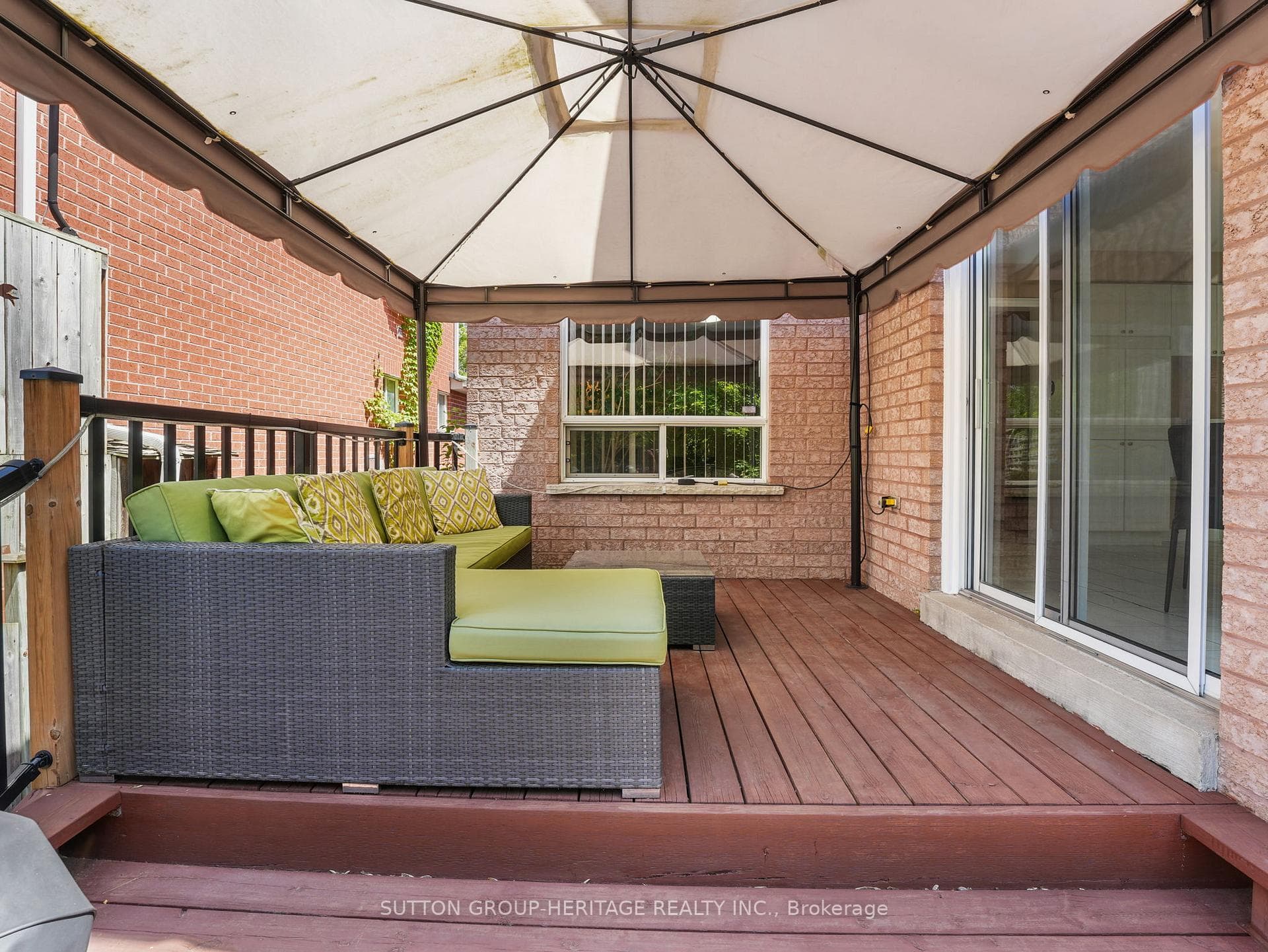 51 Annie Crescent photo 35