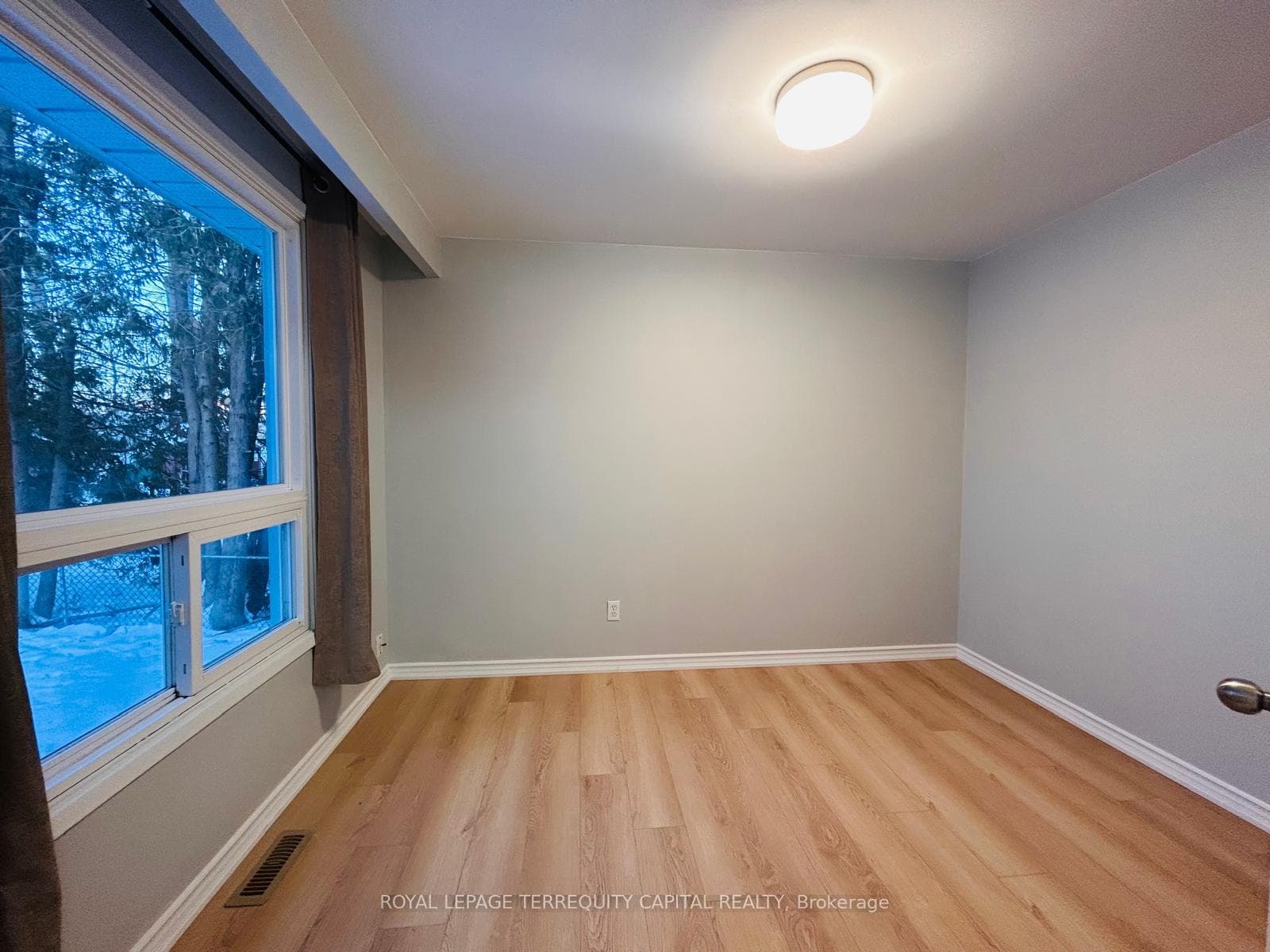 38 Bernick Drive Unit Upper photo 4