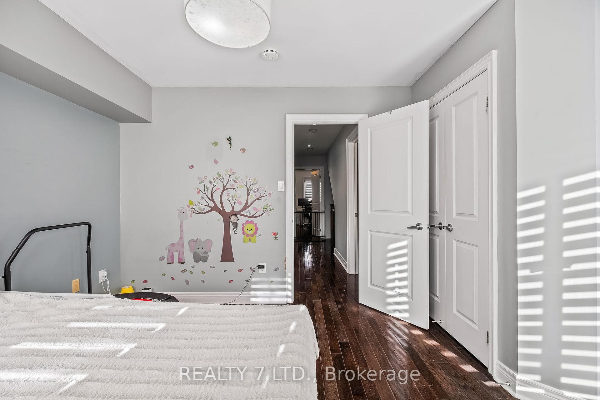 44 Furrow Lane photo 18