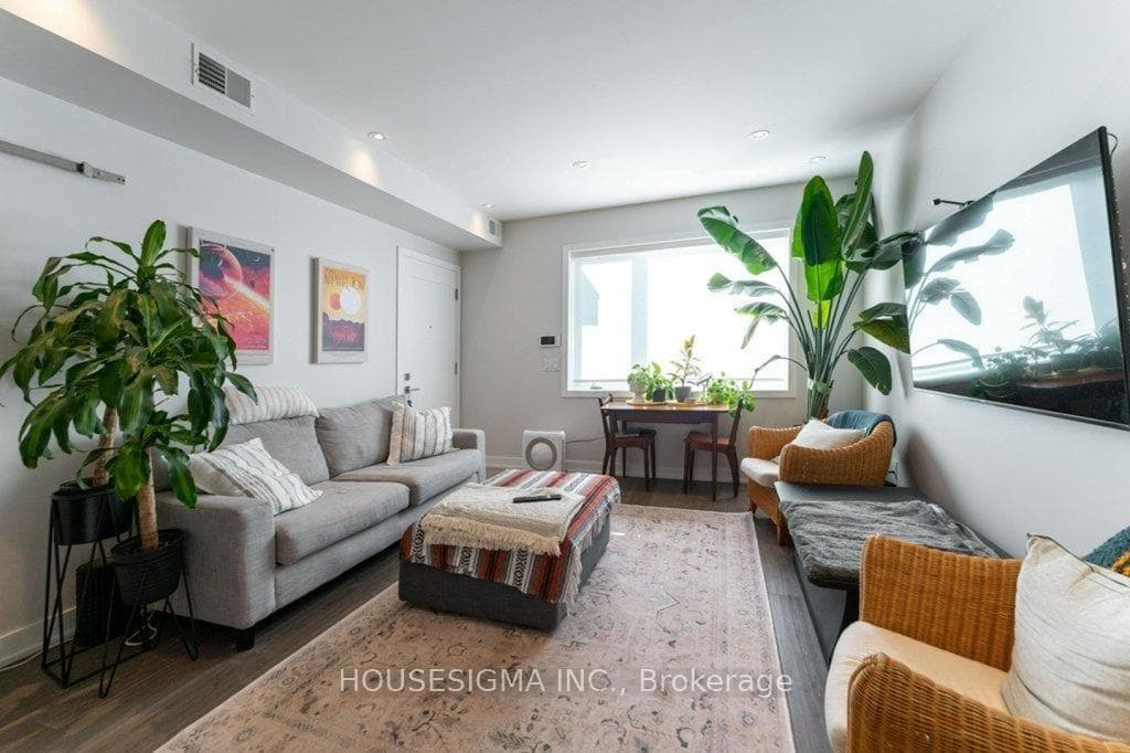 167 Quebec Avenue Unit Unit 3 photo 6