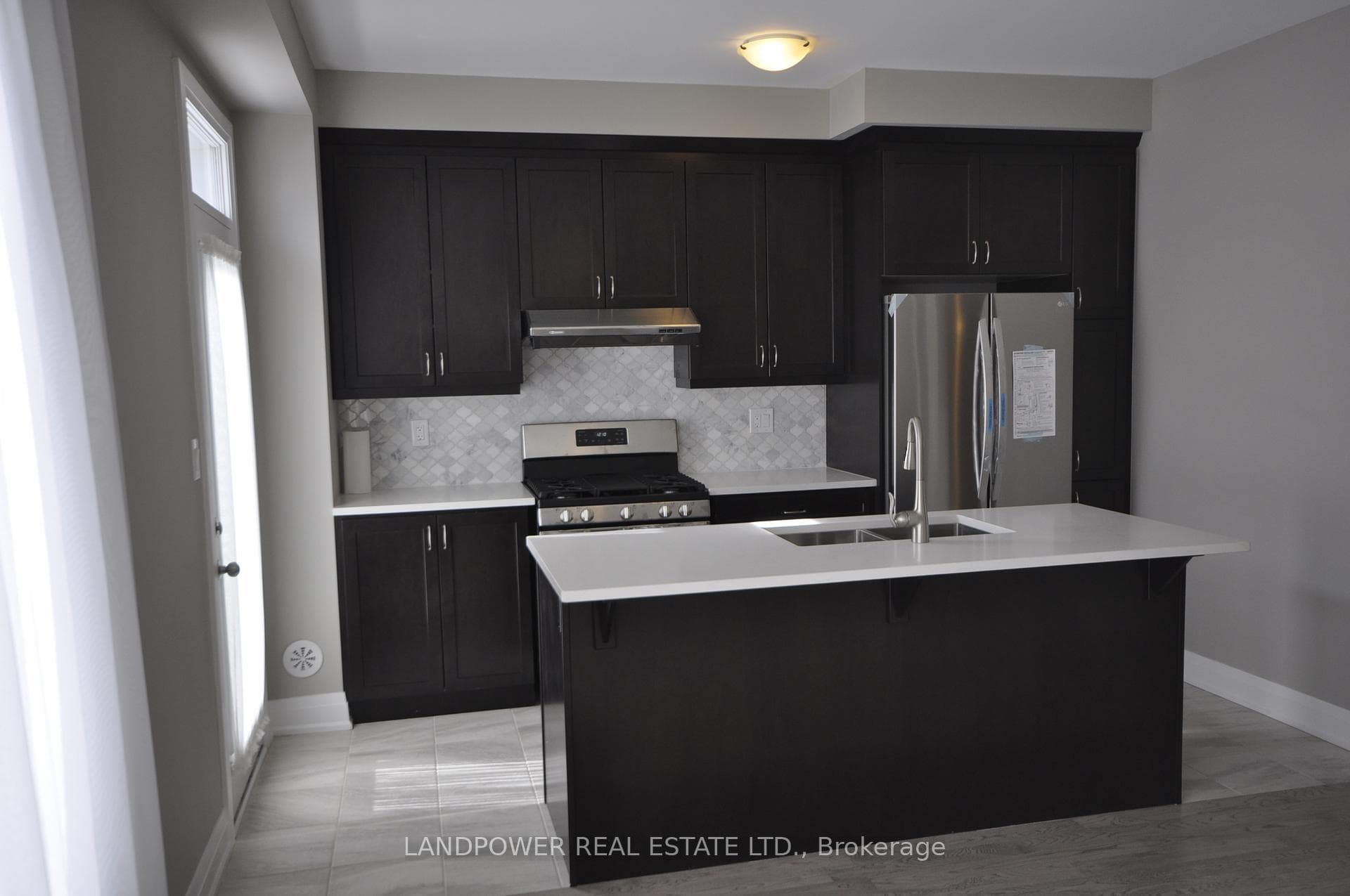 Open Kitchen