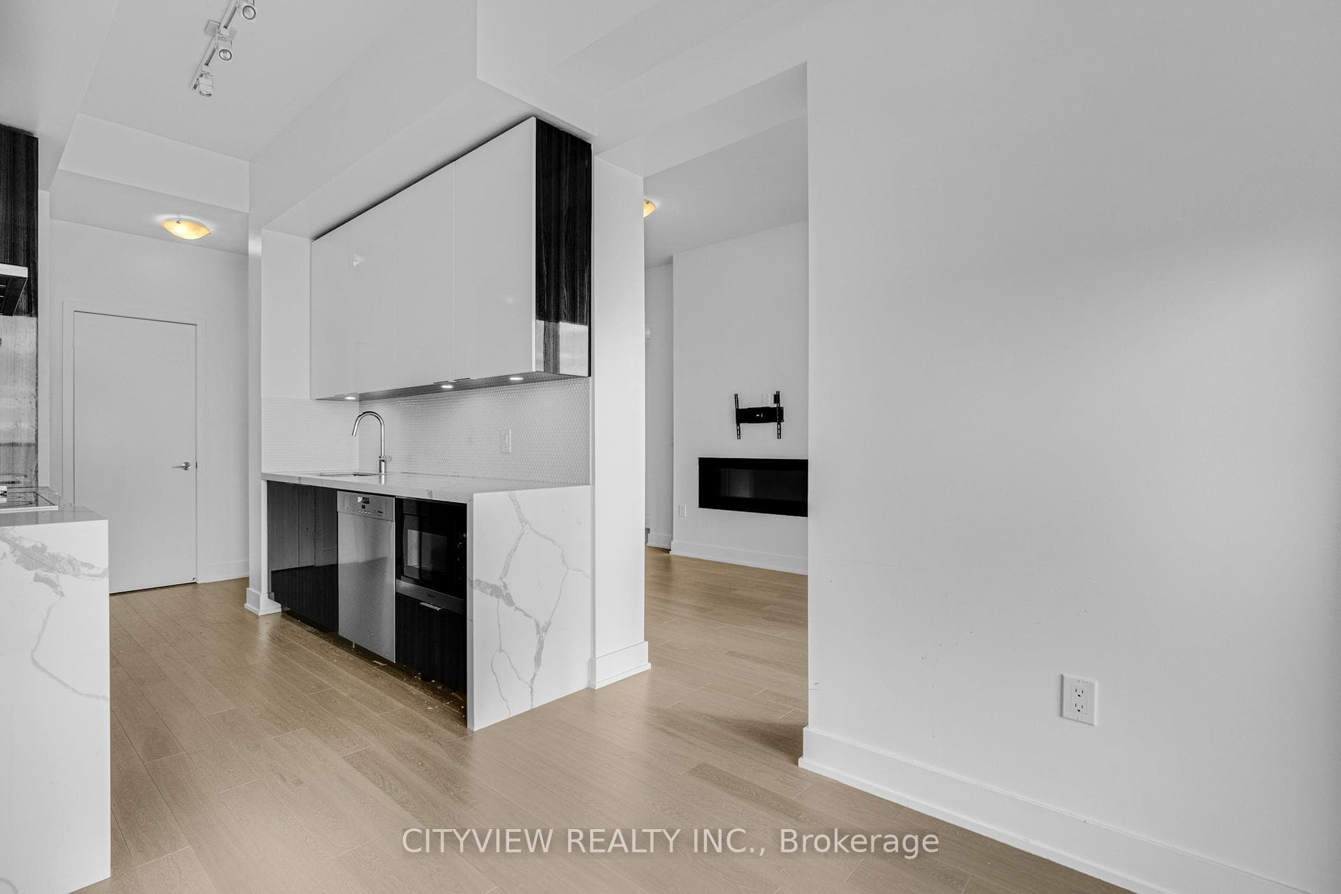 20 Shore breeze Drive Unit 4510 photo 22
