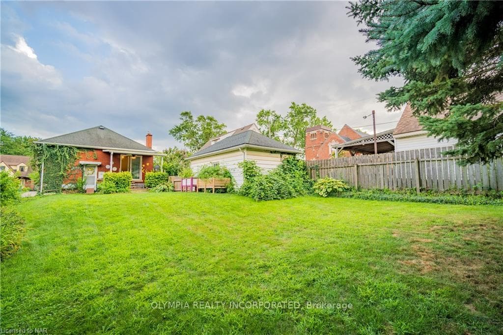 6305 ST JOHN Street photo 19