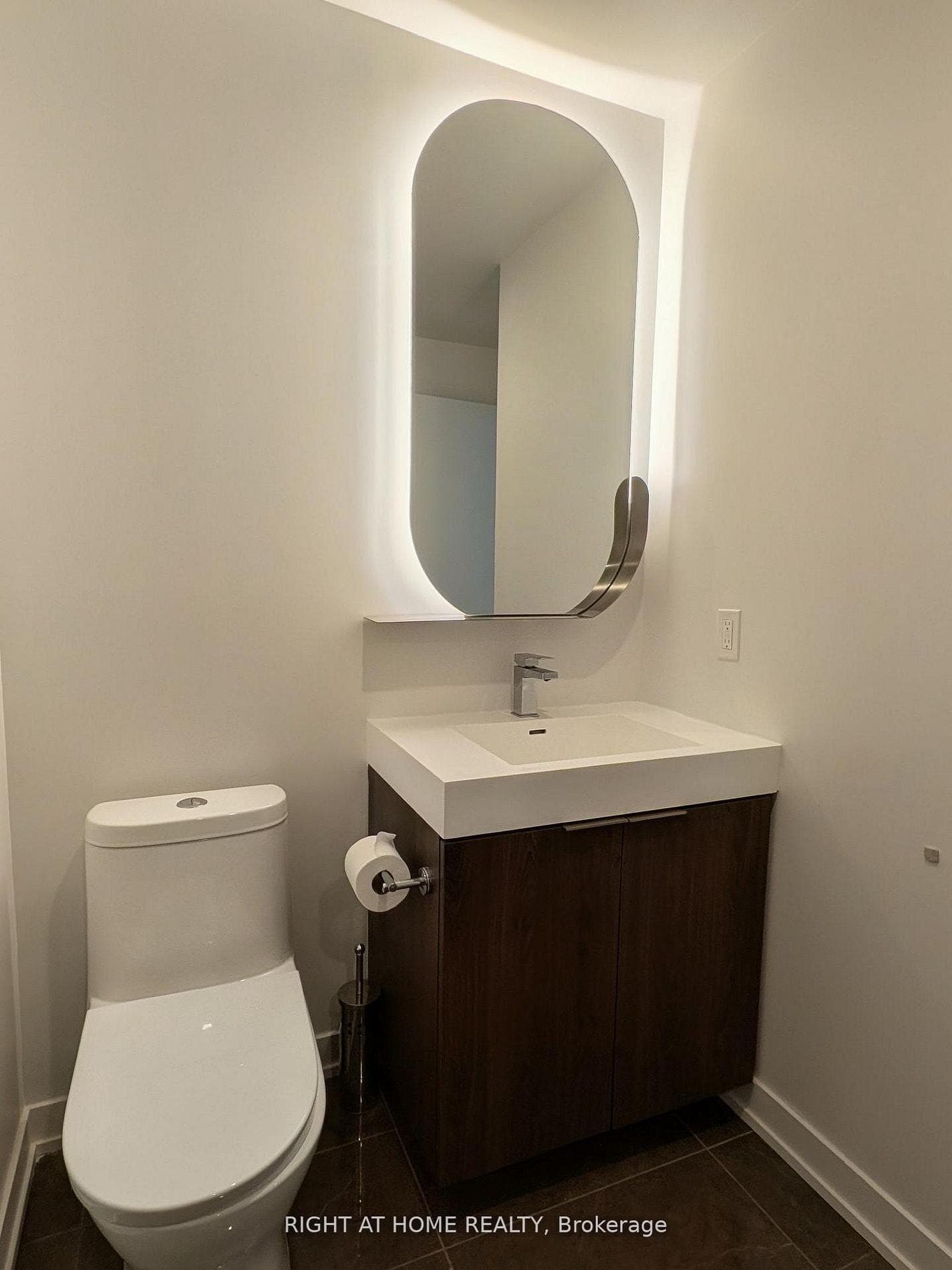 15 Holmes Avenue Unit 1703 photo 13