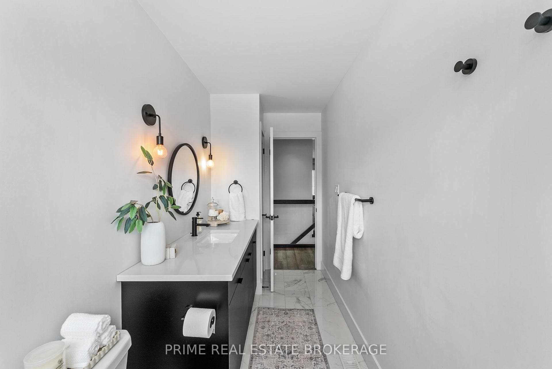 1577 Applerock Avenue photo 30