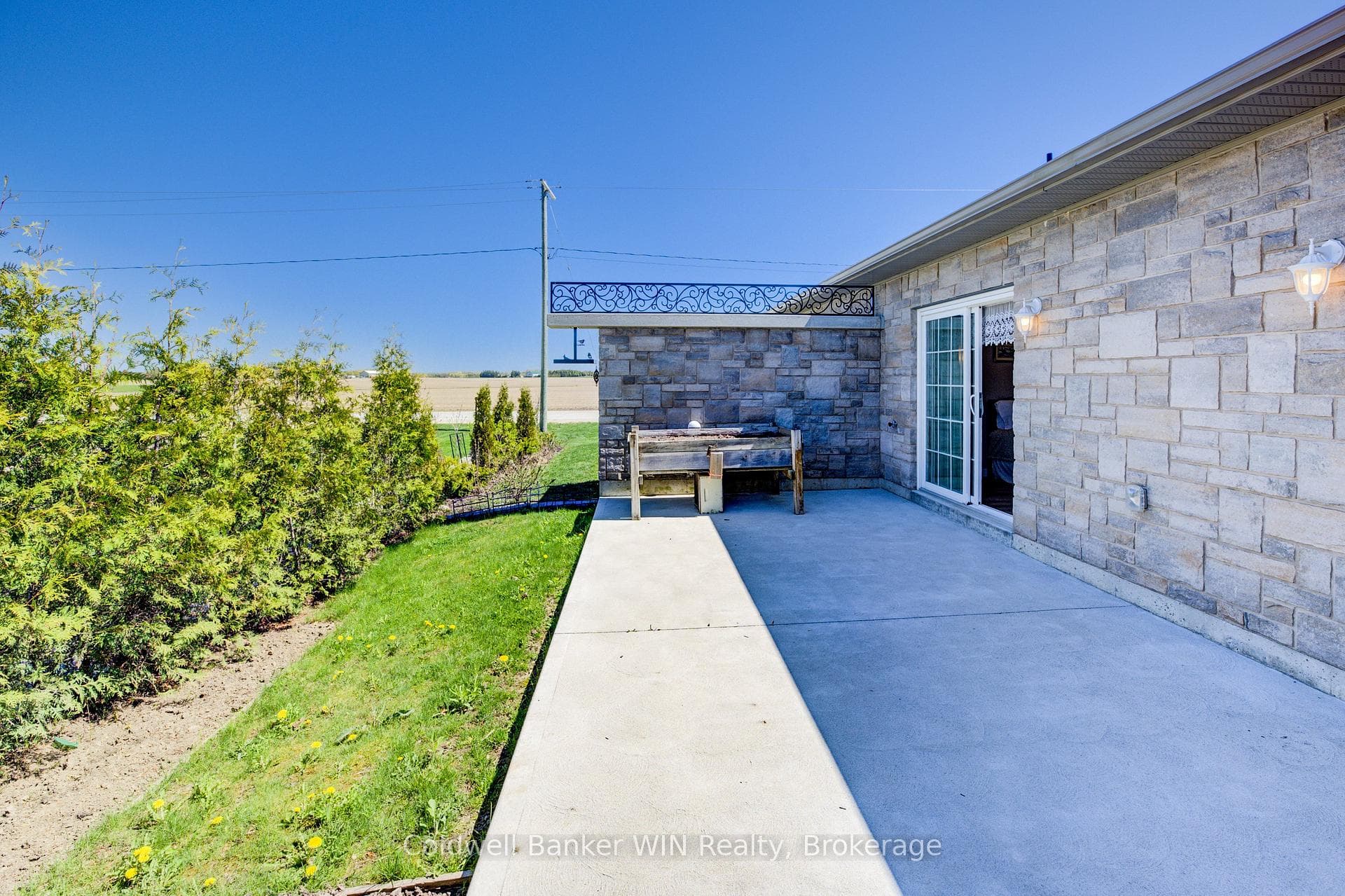 103 Broomer Crescent photo 31
