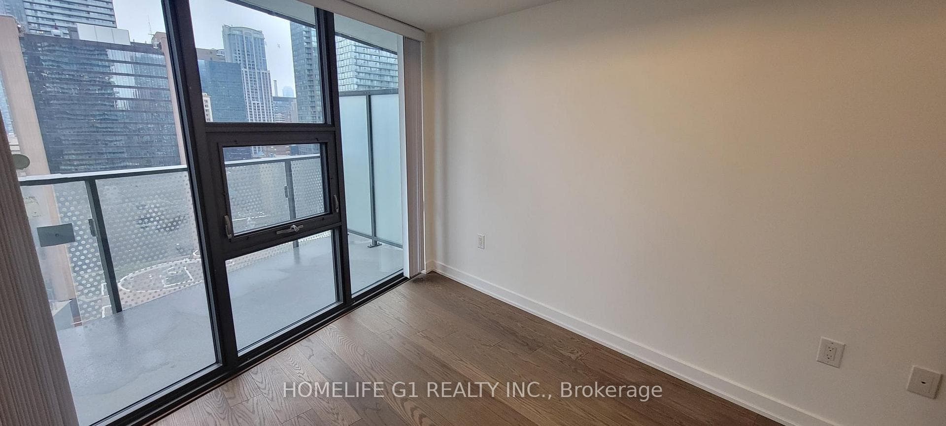 11 Wellesley Street Unit 1704 photo 7